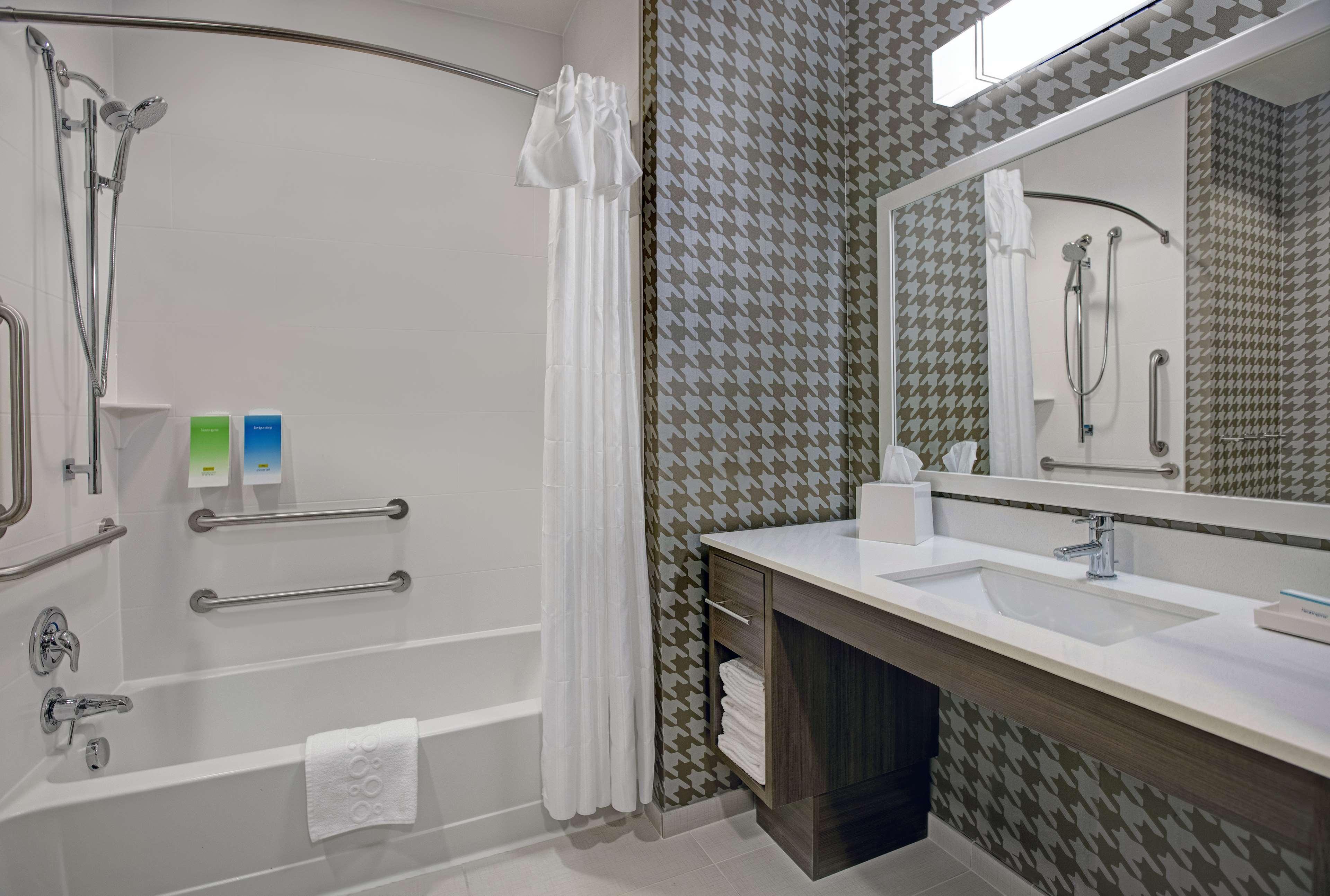 Home2 Suites By Hilton Річмонд Екстер'єр фото
